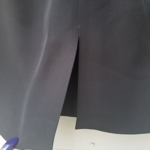 Armani Collezioni Black Ruched Knee Length Skirt - Picture 6 of 7